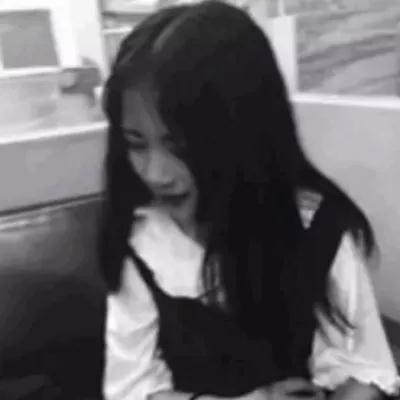 关于沉默与阳光的短个性签名,阳光洒脱的个性签名