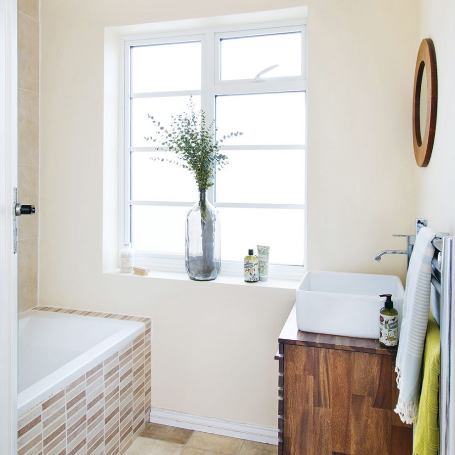 浴室柜选购技巧有哪些视频,浴室柜如何选购