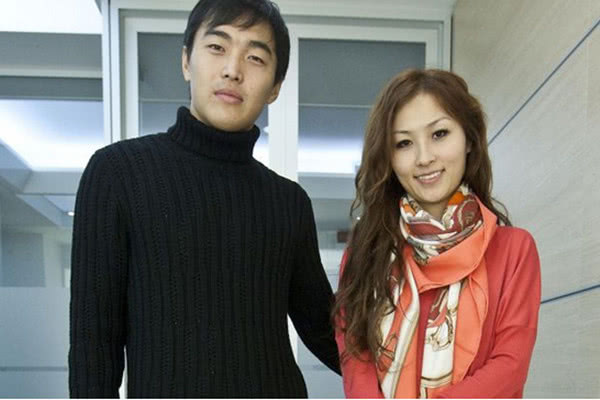 冯潇霆父亲简历,前国足队长冯潇霆简历