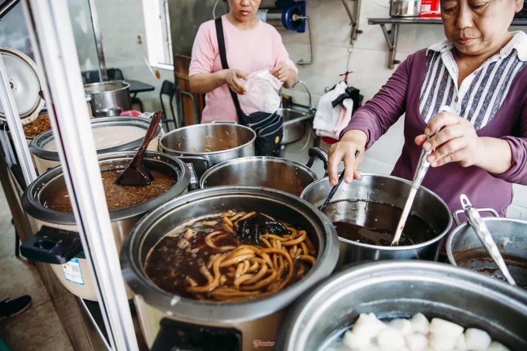 海南人有一套完整的消暑List，这其中绝对少不了吃糖水