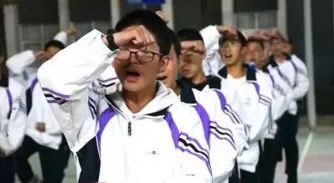 昆三中经开区学校升学率,昆明经开区昆三中校区