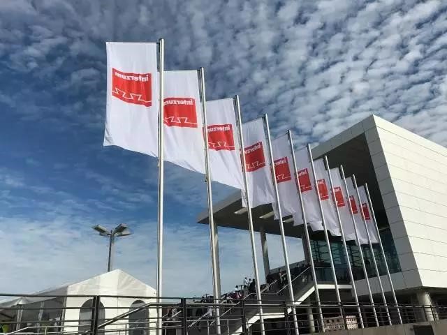 中外五金“PK”：你以为我只是在谈“美的生活”？