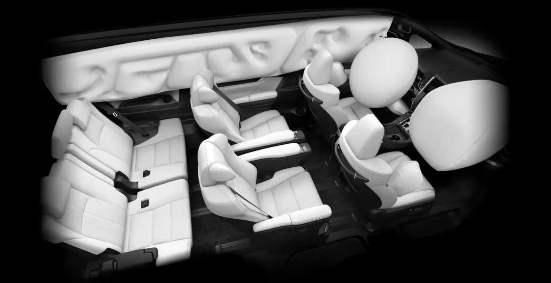 最壕“面包车”雷克萨斯LM上市116.6万起,你猜会加价多少?