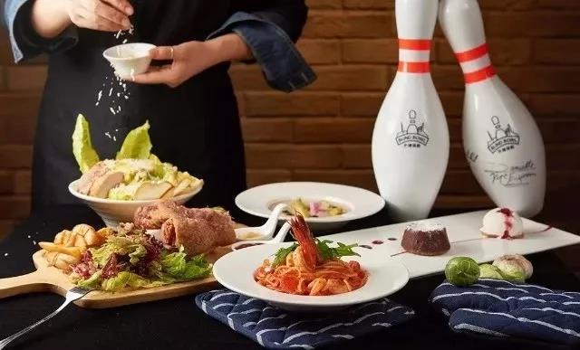 这家店年底真嚣张！捷克比尔森啤酒，买一送一嗨爆2018最后一个月