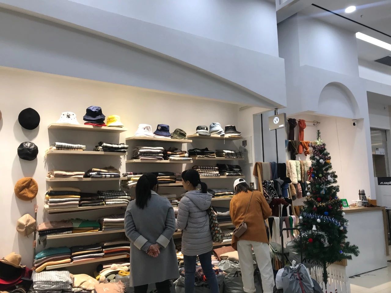 广州东大门年底清仓,东大门清仓货