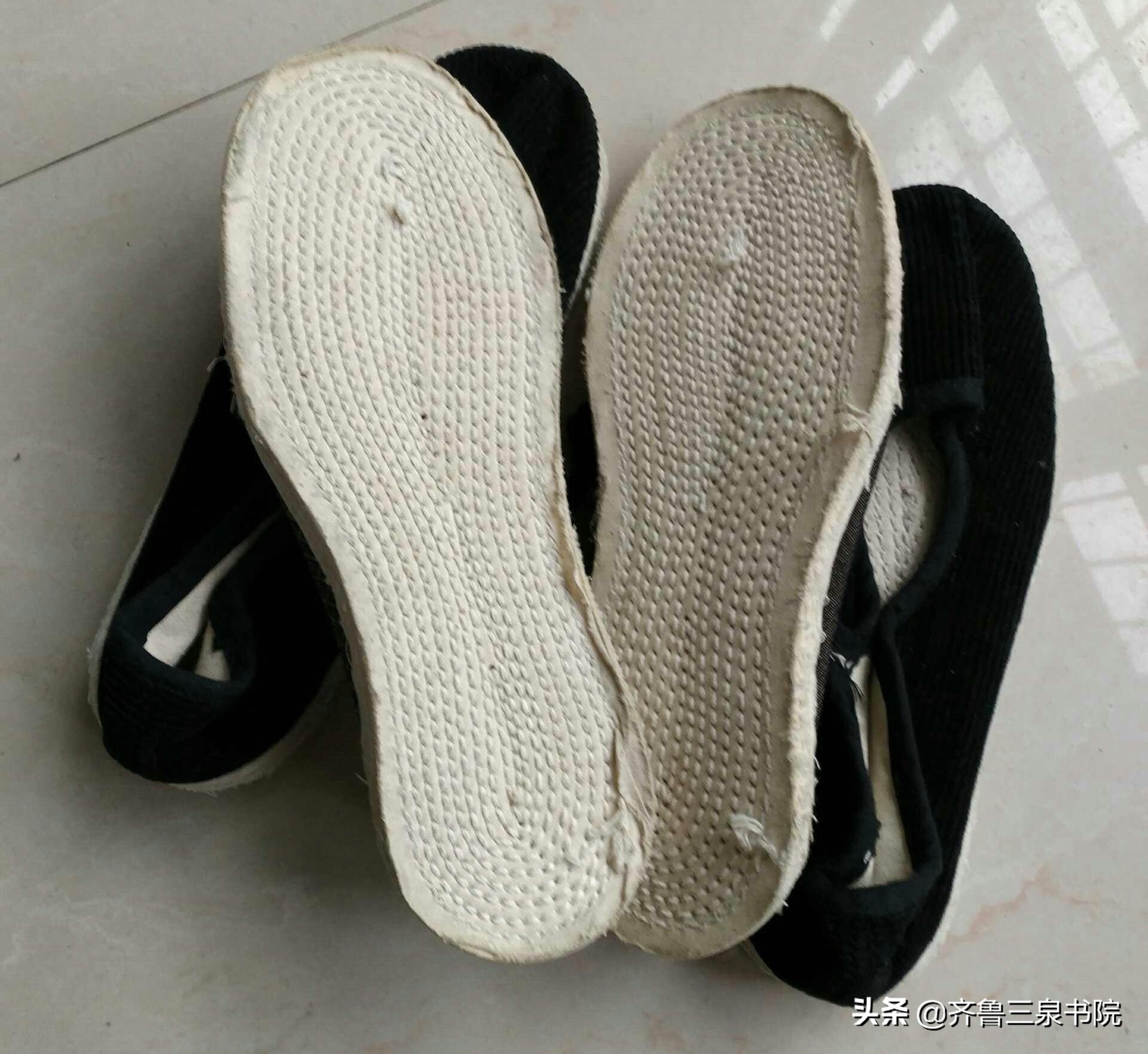 鞋子的演变史照片,鞋子的历史变迁有哪些