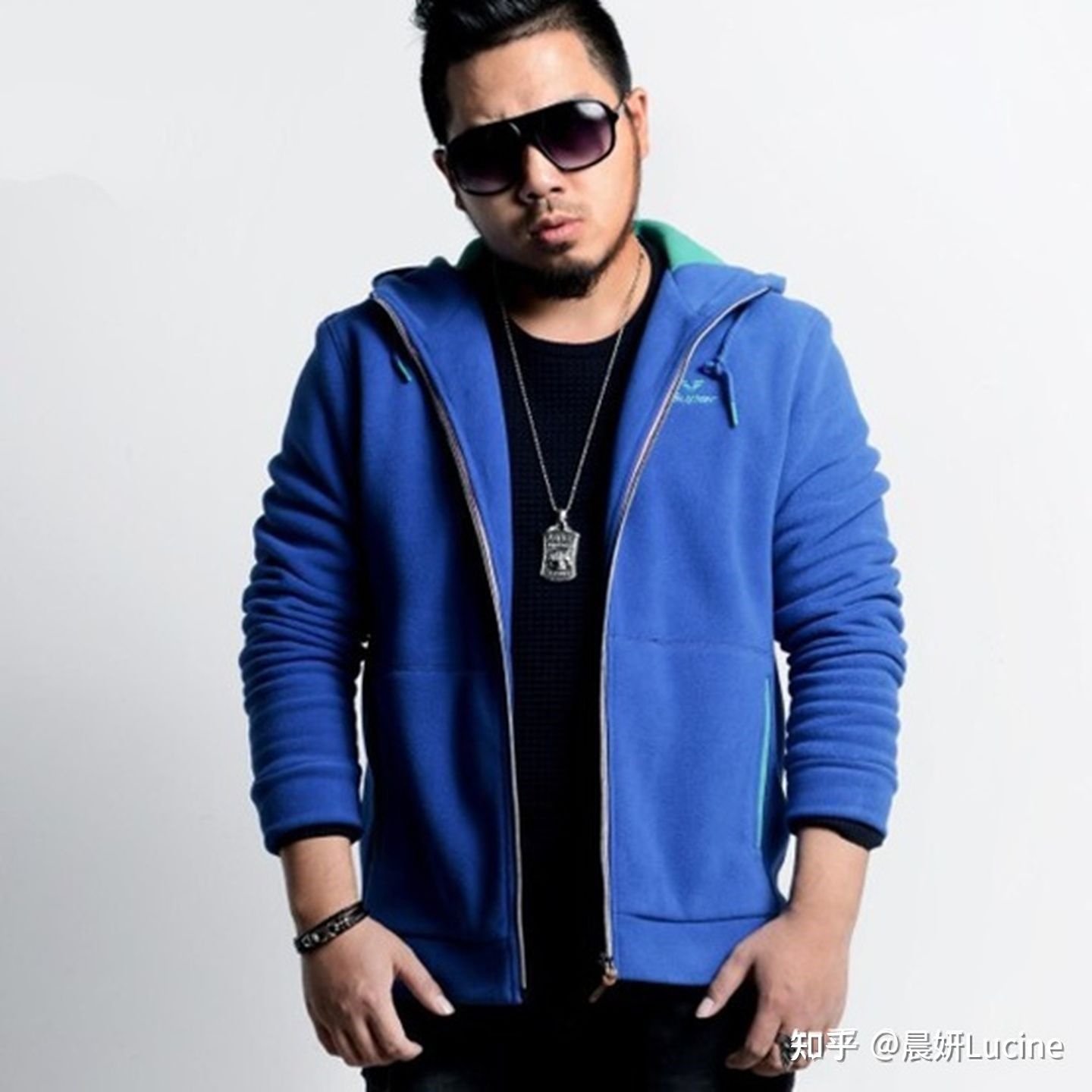 很矮的男生怎么穿搭,长得矮的男生穿衣搭配技巧