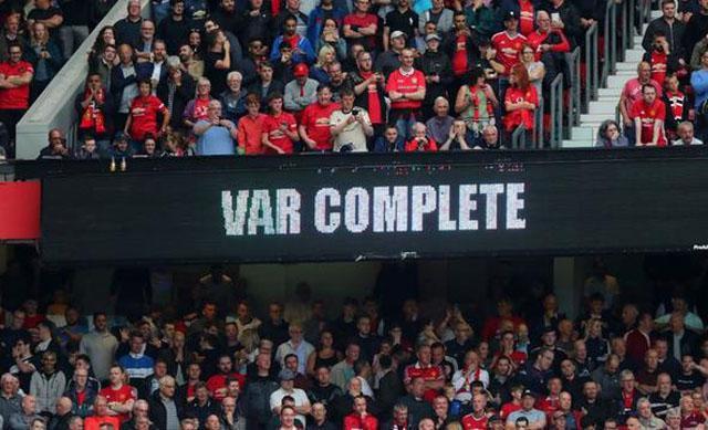 var对欧洲杯的影响,詹俊和边裁