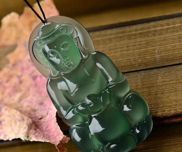 六千左右油青种翡翠是什么档次,翡翠有意思