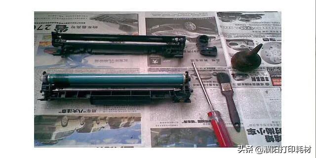 硒鼓打印漏粉怎么解决,打印机提示清洗硒鼓电晕丝