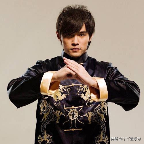 周杰伦的歌口齿不清但有特色,拿周杰伦歌瘦身