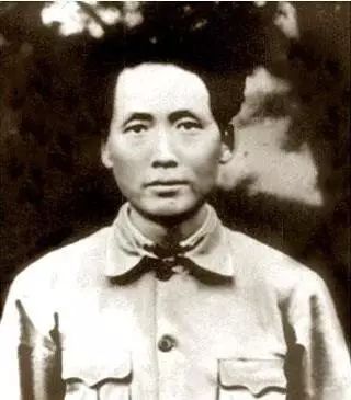 周恩来与毛*东泽**的双星定位