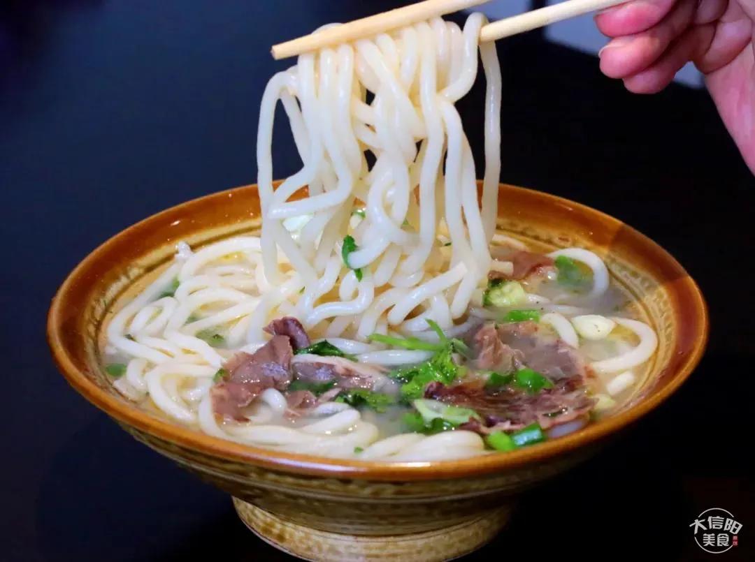 探店特色面馆,探店各地特色面馆