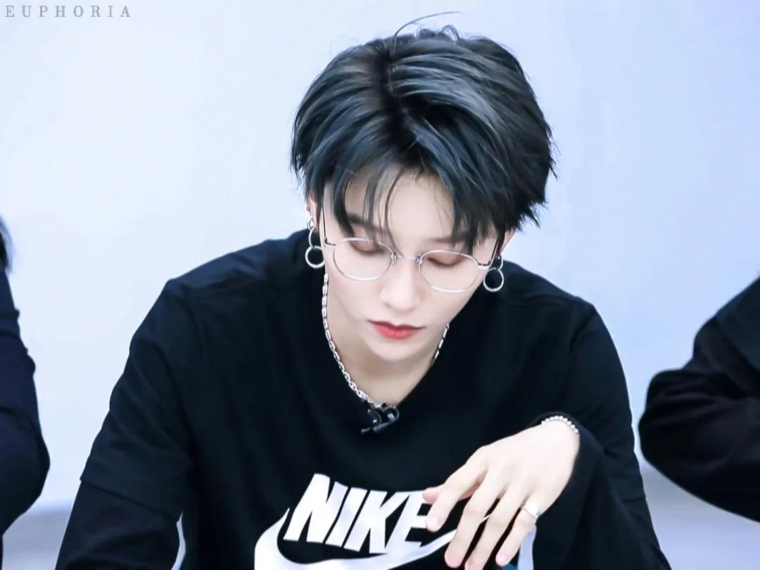 100张好看不常见的微信头像,适合中年女人高雅的微信头像