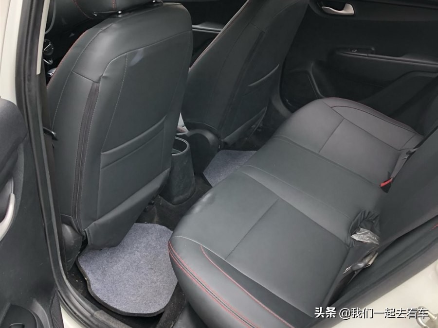 二手起亚k2开八年多少钱,2016年起亚k2二手车9万公里多少钱