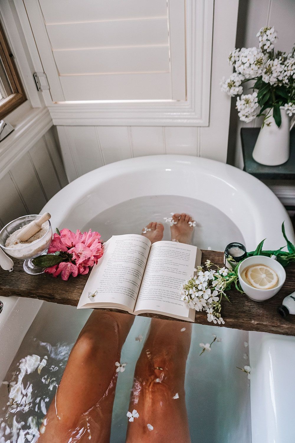 又开始换季了一定要多注意护肤,又到换季时节了