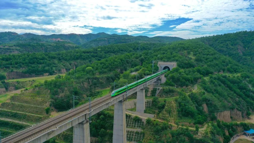 d34动车时刻表线路图,动车线路图最新