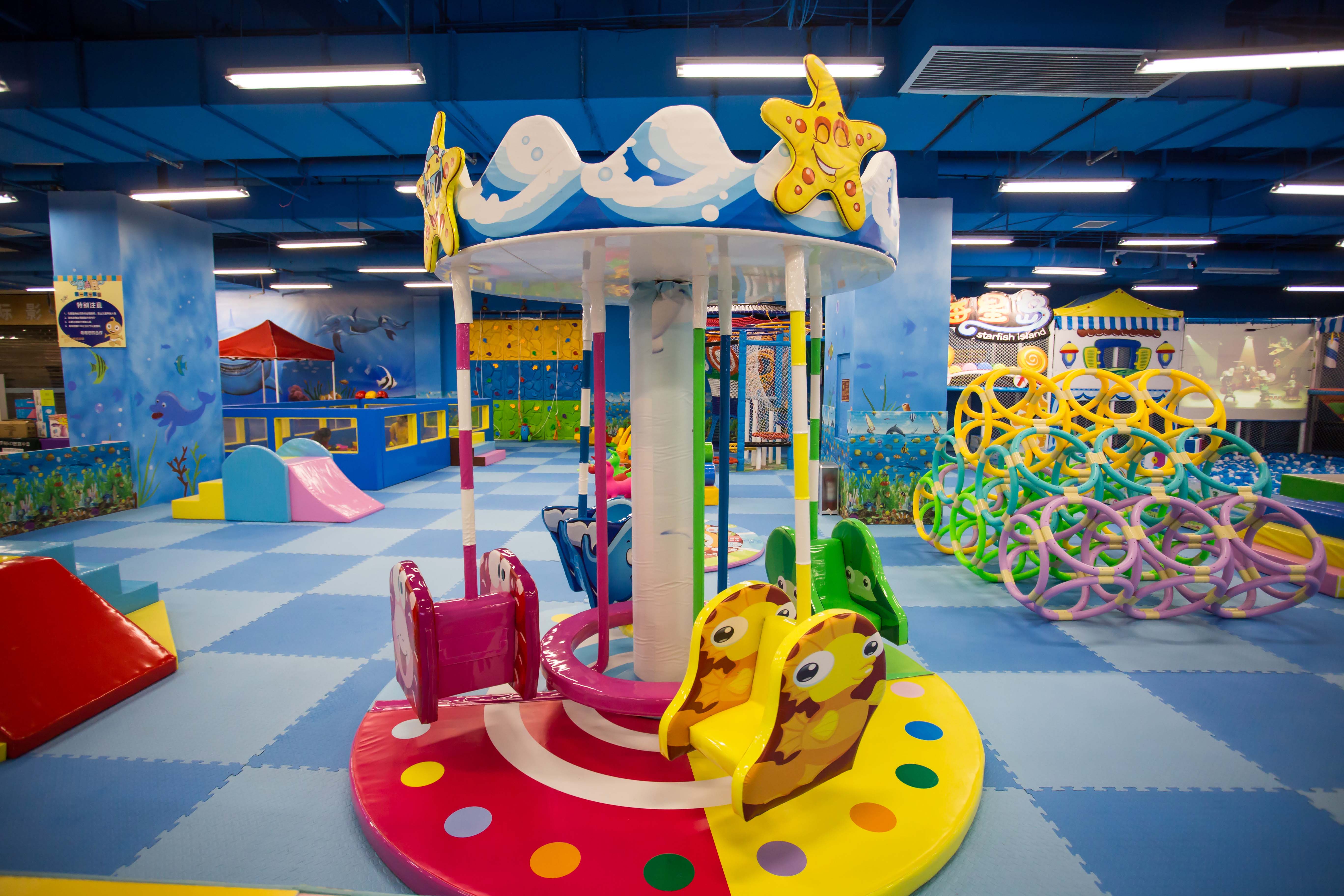 开一家小型儿童乐园多少钱左右,附近游乐场室内儿童乐园加盟厂家