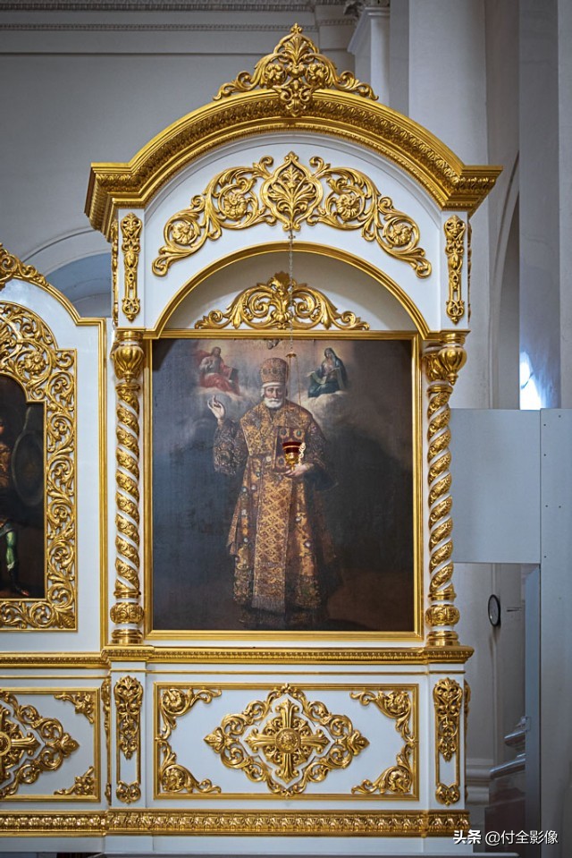 斯莫尔尼修道院主教,斯莫尔尼宫的宫殿