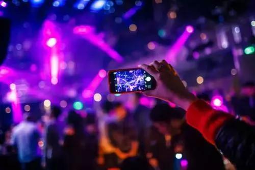 「提醒」都注意了！有人买卖个人微信号只为刷量、玩赌博、仙人跳！