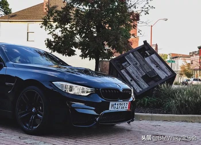 哪一台宝马适合改装m4,买bmw送什么礼品