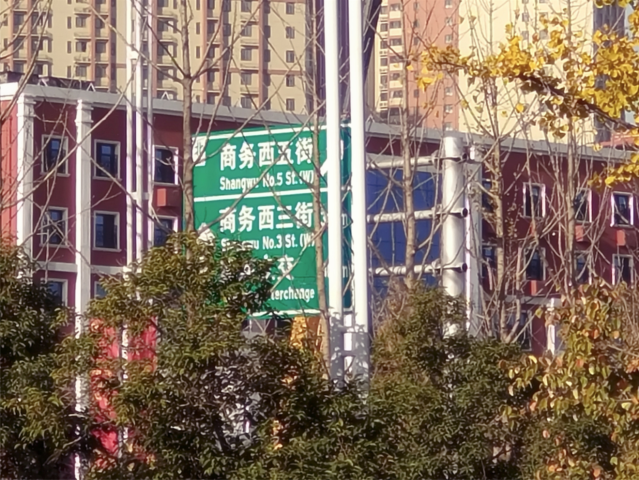 姗姗来迟坚果pro3极简评测,坚果pro3开不了机