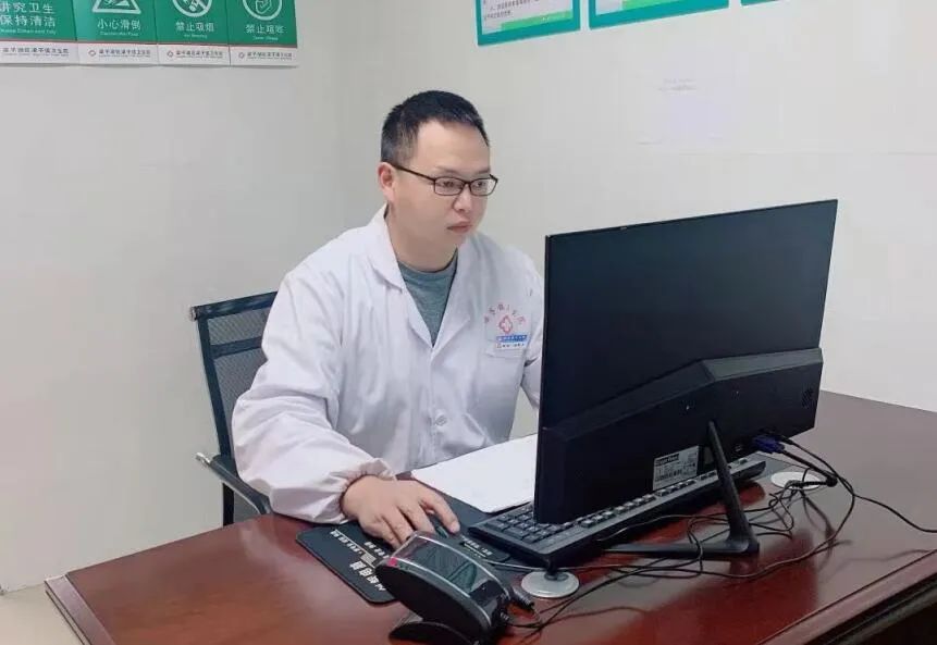 湖北鄂州碧石好人好事,鄂州梁子湖名人