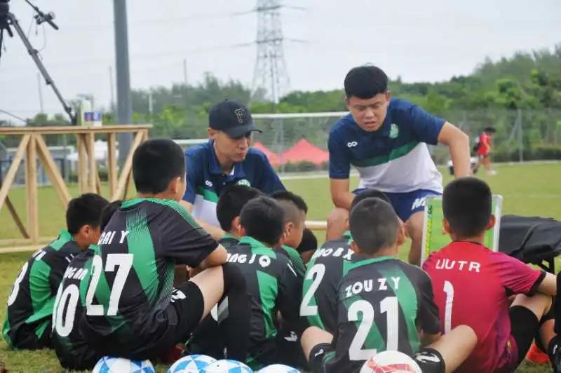 群英荟萃可以一期全拿完吗,群英荟萃重复获得多少盒子