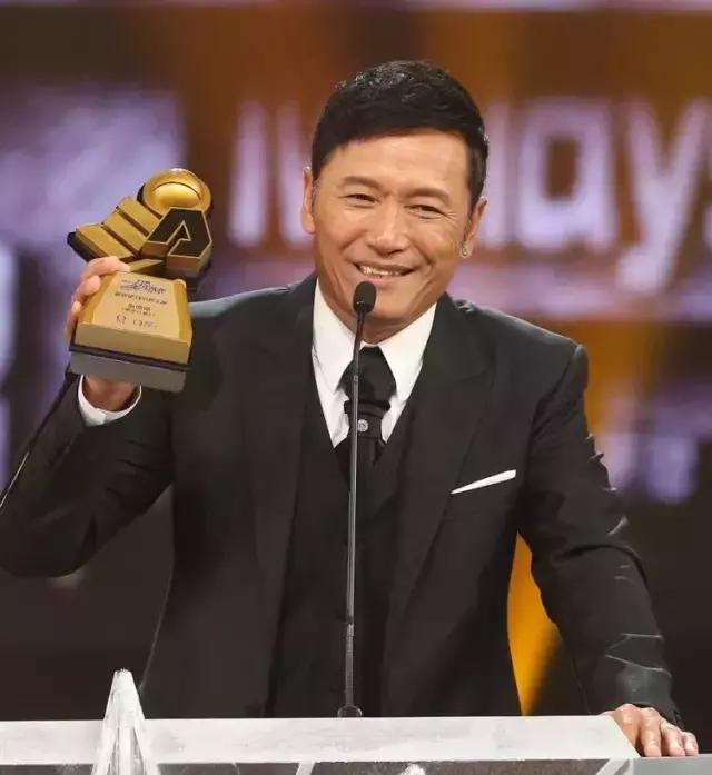 黄宗泽吴卓羲苗侨伟tigerstalk,苗侨伟黄宗泽谁漂亮