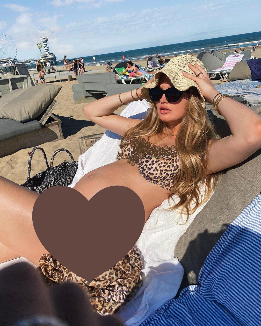 维密超模大肚腩,维密超模泳装走t台