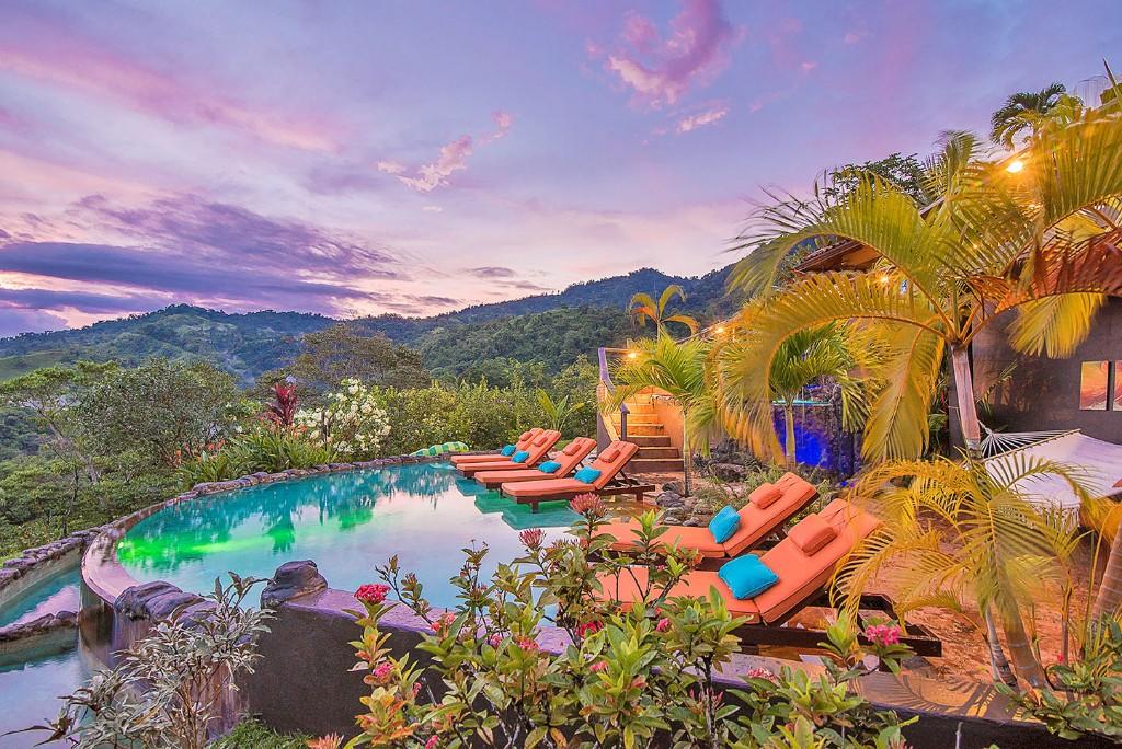 世界上最美夏日海滩风光之旅,海滩欣赏美丽的海景