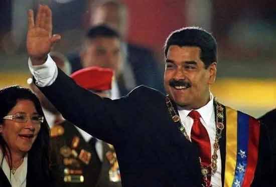 马拉多纳六十岁：一个超脱体育的左派政治领袖