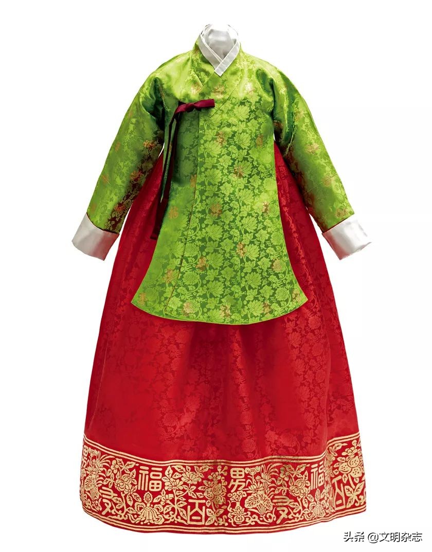 近20年韩国服饰风格,一衣带水服装