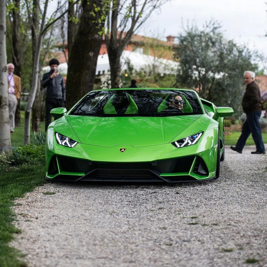 有些车注定只有少数人拥有,那么老的车还有人喜欢吗