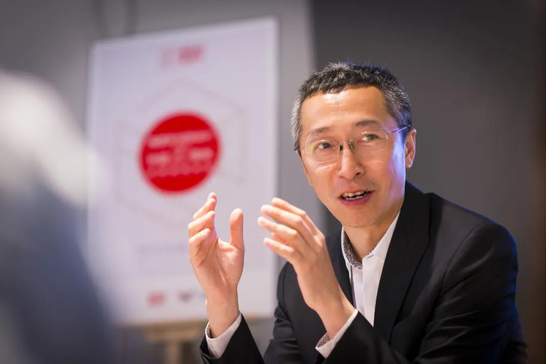 der视频专访丨对话维思平陈凌：行走城市的实践者