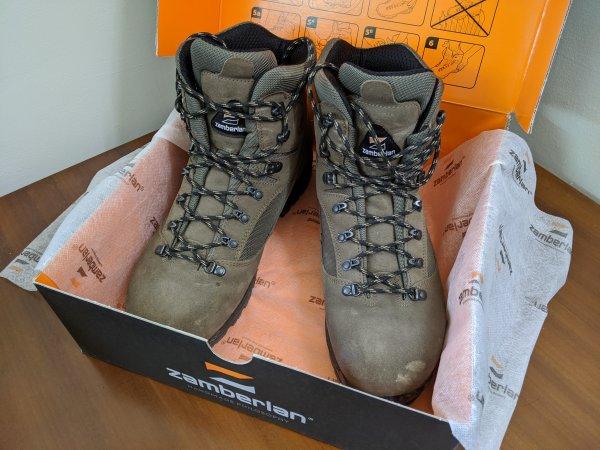 户外徒步装备必买清单徒步登山鞋,徒步适合登山鞋吗