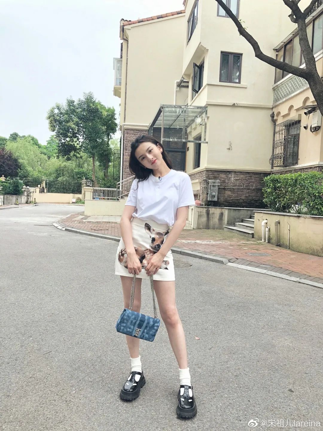 休闲潮流小白鞋皮鞋搭配,秋季牛皮小白鞋舒服百搭又洋气