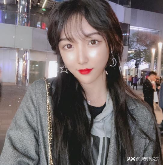 很娘的男网红艾比,比女的还漂亮的男网红艾比