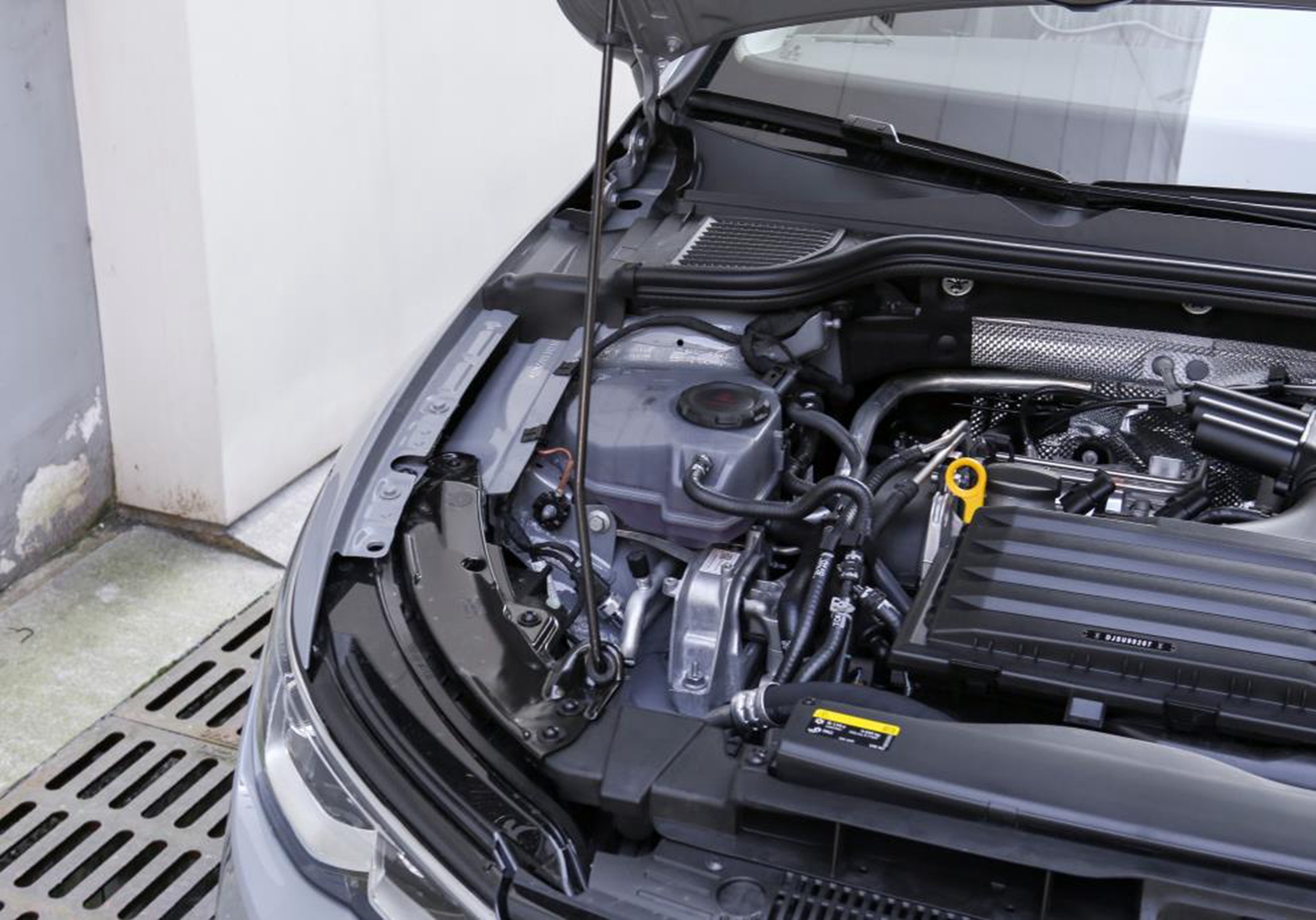 全球高尔夫汽车销量排第几,高尔夫7r-line手动销量