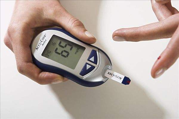 老感觉“菊花”痒,忍不住用手去挠?这3种现象是根本原因