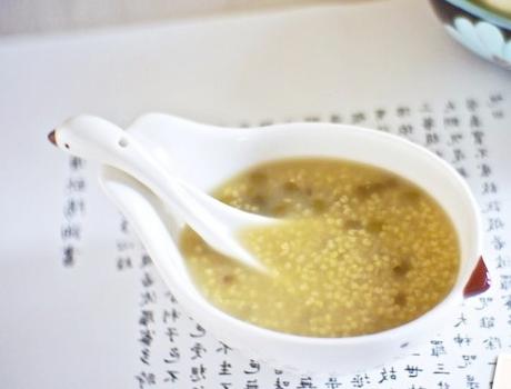 滋补养生喝绿豆粥好夏天,秋天喝山药绿豆粥好吗