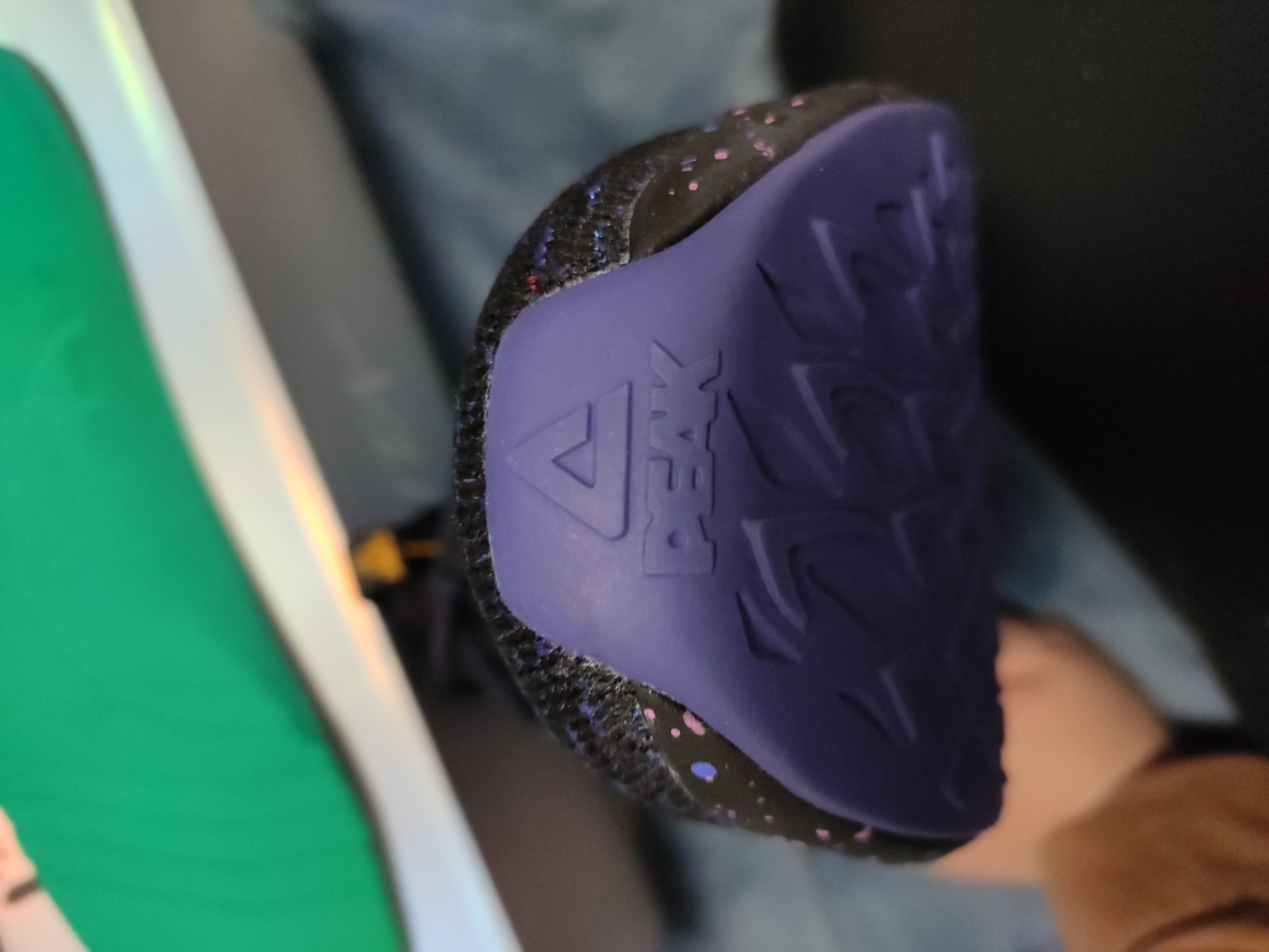 匹克态极樱花粉跑鞋实战测评,脚感爆棚的鞋国货