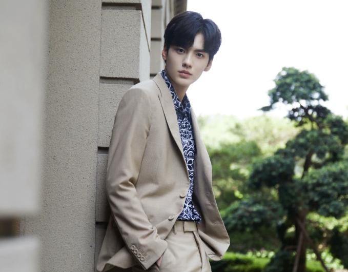 毕雯珺张雪迎墨白路透转头,墨白张雪迎郭品超拍摄花絮