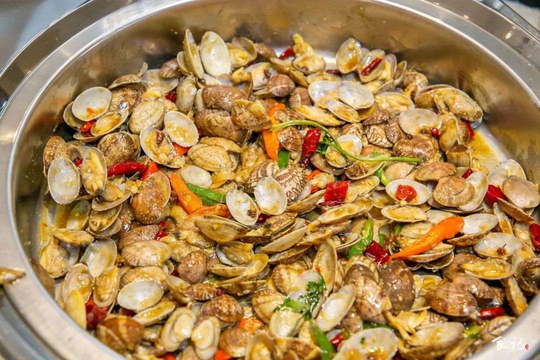 自助毛肚火锅不限量套路,天天排队的火锅