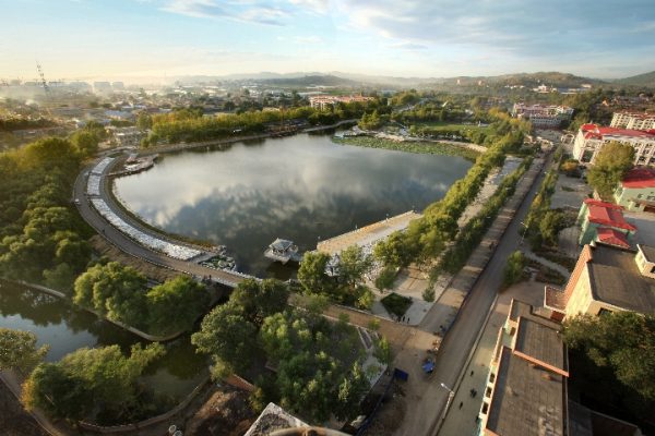 收入*退倒**6年前，房价低难留年轻人，鹤岗这座城市的明天会怎样？