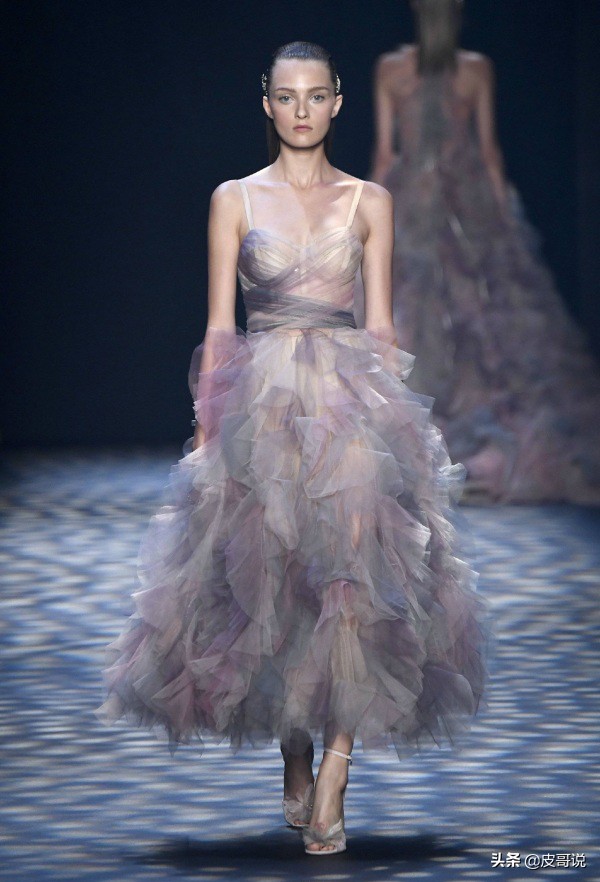 欧根纱面料是什么材质做的,欧根纱是什么质感