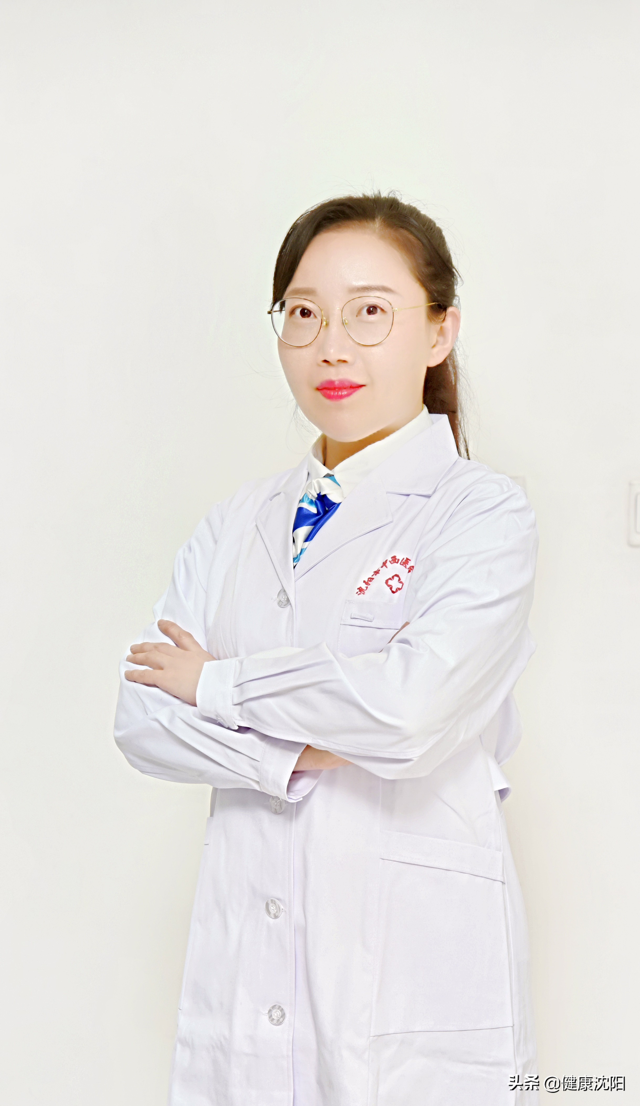 腋臭味道太重怎么掩盖,狐臭净味大讲堂