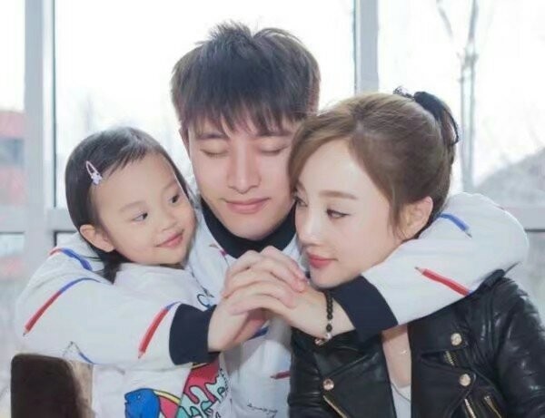 李小璐的快乐生活,李小璐离婚后越来越不羁