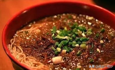 十堰美食馆子排行榜,十堰火车站广场美食