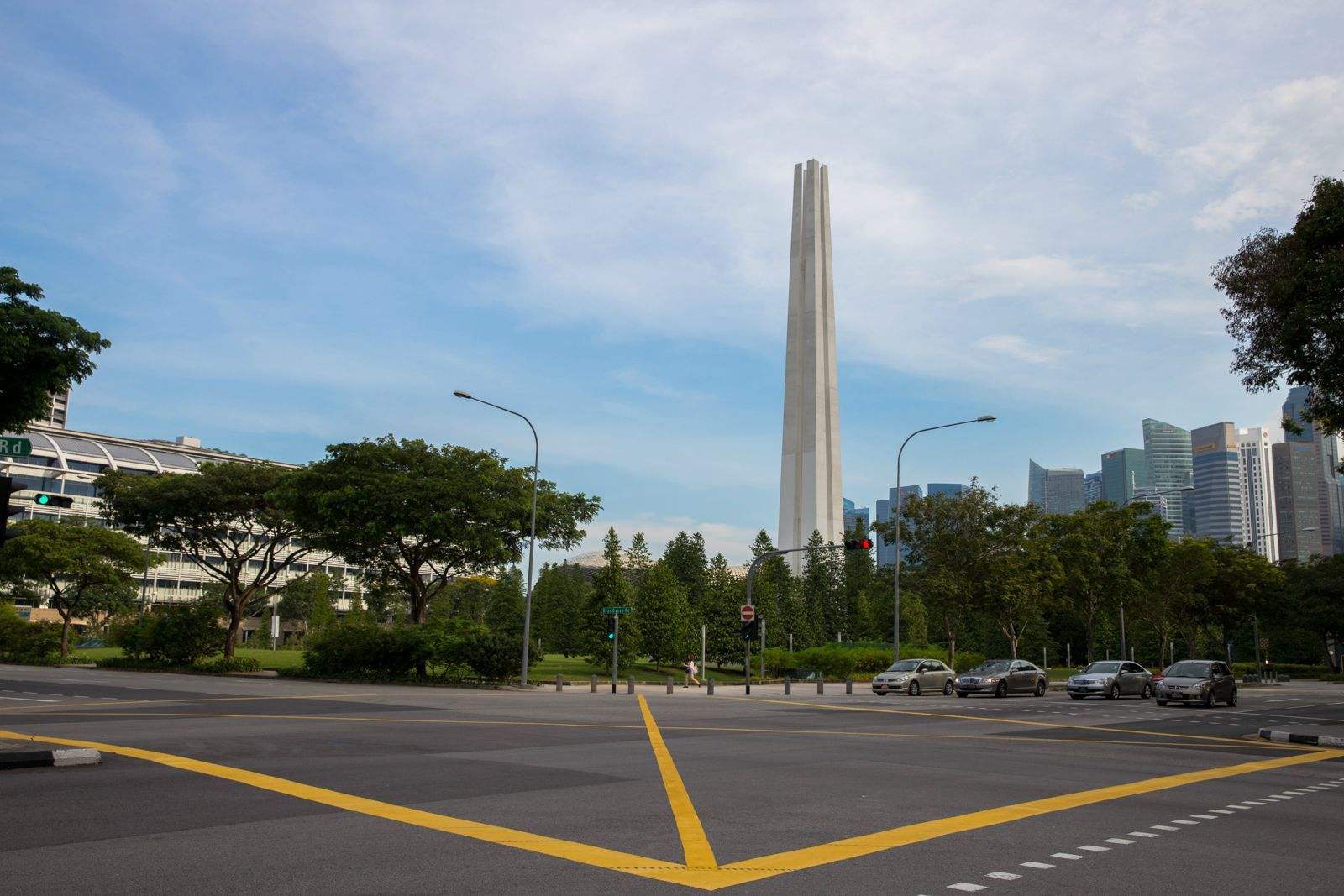 新加坡旁边是什么国家,新加坡是怎样一个国家